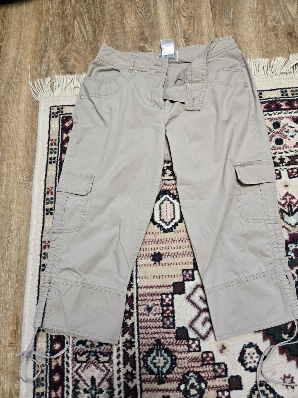 ​Conrad C Collection Women’s Tan Stretch Cargo Capri Pants Ties Size 8
